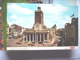 Engeland England  Northhampton Church And Cars - Northamptonshire