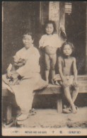 KOREA  NORTH (NORD) OLD POSTCARD MOTHER AND HER BOYS - Corée Du Nord