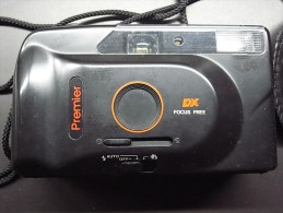 1 PHOTO CAMERA - PREMIER DATE BACK - Cameras