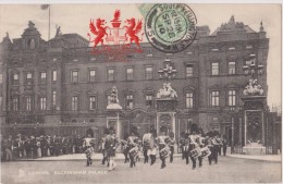 ROYAUME UNI,UNITED KINGDOM,angleterre,englan D,LONDON ,LONDRES EN 1910,BUCKINGHAM PALACE,FETE,TAMBOUR,DEFIL E - Buckingham Palace