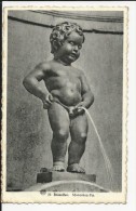 Carte Postale :  Bruxelles . Manneken-Pis: Carte Glacée - Personnages Célèbres