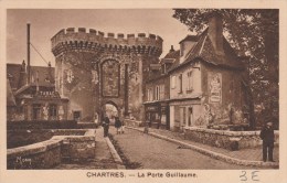 CHARTRES (Eure Et Loir) - La Porte Guillaume -  Animée - Couleur SEPIA - Chartres