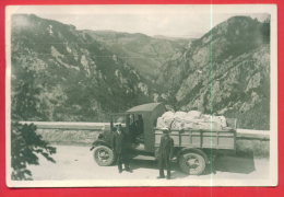 165922 /  OLD Truck  Camion Lastkraftwagen  Lastwagen - BRIDGE TRANSPORT OF FLOUR IN SOFIA - TRAN Bulgaria Bulgarie - Trucks, Vans &  Lorries