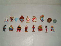 Kinder -  ASTERIX  Italia ( 14 Pezzi) - Famiglie