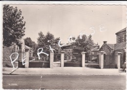 Delcampe - 18  Vierzon  Lycée Technique - Vierzon