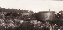 Photo Décembre 1918 HENIN-LIETARD (Beaumont) - La Gare, Une Réserve D'eau (A99, Ww1, Wk1) - Henin-Beaumont