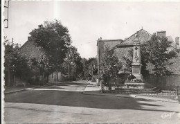 Lozere : Aumont, Monument Aux Morts, Avenue De La Gare - Aumont Aubrac