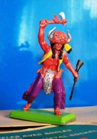 1 PERSONNAGE NEUF INDIEN BRITAINS LTD DEETAIL MODELE AVEC SOCLE EN METAL ANNEE 1971 ! MADE IN ENGLAND DISMOUNTED INDIANS - Toy Memorabilia