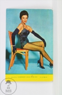 1967 Small/ Pocket Calendar - Cinema/ Actors Topic: Actress: Joan Collins In Sexy Stockings - Petit Format : 1961-70