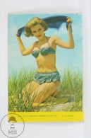 1967 Small/ Pocket Calendar - Pin Up Sexy Blonde Lady In Bath Suit - Kleinformat : 1961-70