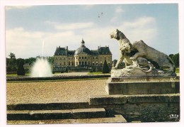 77 - CHATEAU DE VAUX-LE-VICOMTE - Façade Sud Vue Du Rond D'Eau - Groupe Des Tigres Par Gardet - éd. De Massy N° 39 - Vaux Le Vicomte