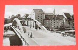 Straubing An Der Donau , Neue Donaubrücke Mit Schlobkasernen   :::: Animation   ---------- 268 - Straubing