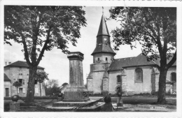 Laurière  -  Vue D'ensemble Sur La Place  -  CPA - Lauriere