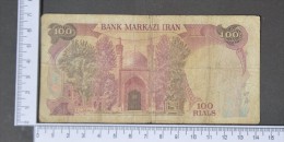 IRAN  100  RIALS  1982     -    (Nº11397) - Irán