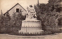 25 VALENTIGNEY  Monument Aux Morts - Valentigney