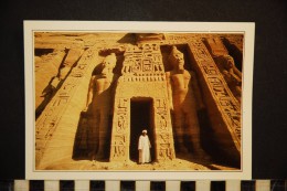 EGYPTE ABU SIMBEL LE TEMPLE DE NEFERTARI - Tempels Van Aboe Simbel