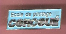 43318-Pin's.Corcoué Sur Logne (Loire Atlantique, 44), Le Centre De Pilotage Moto ..automobile. . - Rallye