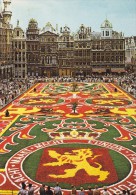 Cp , BRUXELLES , Grand Place , Tapis De Fleurs - Marktpleinen, Pleinen