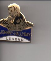 REF XXX Puzzle Pin´s Badge Johnny Hallyday - Musique