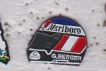 Pin's   CASQUE BERGER MALBORO - F1