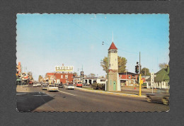 CAP DE LA MADELEINE - TROIS RIVIÈRES - QUÉBEC - La Rue Fusey, Centre Commercial - Par Unic - Trois-Rivières