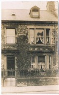 UK2223     NEWCASTLE-UPON-TYNE :  RPPC Of A Nice House - Newcastle-upon-Tyne