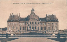 ILE DE FRANCE - 77 - SEINE ET MARNE -VAUX LE VICOMTE - Château - Façade Sur La Parc - Vaux Le Vicomte