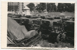 Agriculture Agronomy -  Tractor Trattore Tracteur, Advertising, Real Photo, OSIJEK Croatia 1960. Format PC - Tracteurs