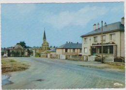 Orne :  ATHIS  :    Vue  Route De  Falaise  , La  Gendarmerie - Athis De L'Orne
