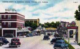 PANAMA City Florida Looking South On Harrison Avenue, Automobiles - Panamá City