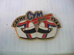 Pin´s De La CYM ( Cathy Et Yvan MULLER) En Formule 3000 - Rallye