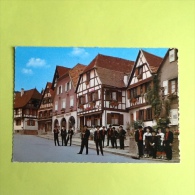 Paysage Et Folklore D'Alsace Dambach Après La Fête Plusieurs Personnages DENTELE - Dambach-la-ville