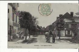 Froissy  60   (Carte Glacée) Lieu-dit-Les Quatre Coins Rue Animée Et Terrasse Du Café Animée - Froissy