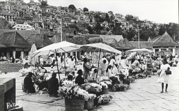 Tananarive - Au Zoma - Marché Aux Fleurs - Edition De La Librairie De Madagascar - Carte Non Circulée - Madagascar