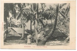 TAH.00010/ BORA BORA - Cases Indigènes à Vaitape - Tahiti