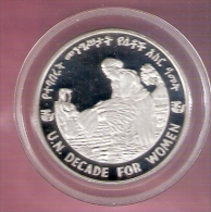 ETHIOPIE 20 BIRR 1984 SILVER PROOF DECADE FOR WOMEN MINT.ONLY 372 PCS  SCARCE KM73 SRATCHES ONLY ON CAPSEL - Ethiopië