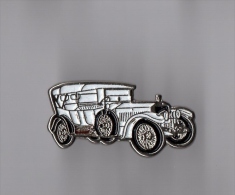 Pin's Voiture Ancienne Signé Rolls Royce 1914 - Fiat