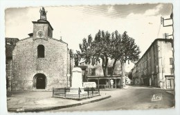 Salernes (83) Place De La République - Salernes