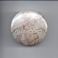 REF XXM Badge Ancien 1980 (no Pin's) Hard Rock Metallica - Musique