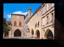 MONFLANQUIN Lot Et Garonne 47150 Place De La Mairie Maison Du Prince Noir / Auto Voiture Volkswagen VW Beetle - Monflanquin