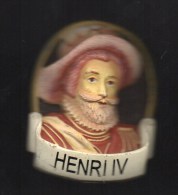 MAGNET En Résine RELIEF (7cm X 5 Cm De 42 à 52g) HENRI IV  Roi De France - Personen