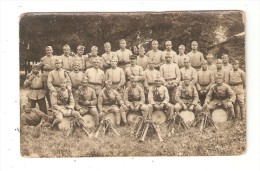 Carte Photo : Militaria Fanfare De Soldats Posant Devant  Instruments De Musique ( Trompettes + Tambours ) Lieu ? - Regimente