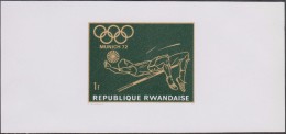 Rwanda 1971 Y&T 425. Épreuve De Couleurs Sur Petit Feuillet Gommé, Vert Et Or. Jeux Olympiques De Munich. Saut Hauteur - Athlétisme
