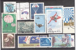 Lot 14  Timbres Parachutisme / Skydiving / Fallschirmsportspringen + Airborne Forces, Neufs Et Obl TB - Parachutespringen