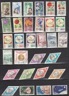 ROUMANIE ° LOT DE 30 TIMBRES OBLITERES DIFFERENTS - Otros & Sin Clasificación