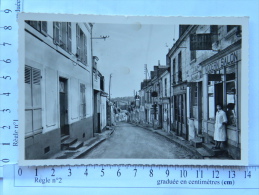 CPA (72) Sarthe - LE GRAND LUCE - Rue Chaslot - Le Grand Luce