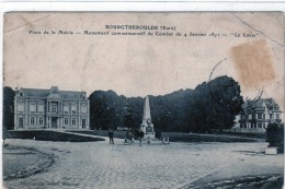 Cpa De Bourgtheroulde - Eure - Place De La Mairie - Bourgtheroulde