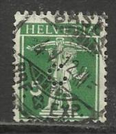 HELVETIA , SUISSE , 5 C , Perforé Perfin : " C " , 1910 , N° Y&T 136 - Gezähnt (perforiert)