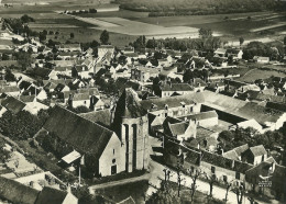 SOUCY - PLACE DE L´EGLISE - EN AVION AU DESSUS - Soucy