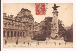 ** 75 : PARIS :le Monument De Gambetta Et Le Louvre - Statue De 1888 Déposée En 1954 - Act Dans Le 20è Arrdt - - Standbeelden